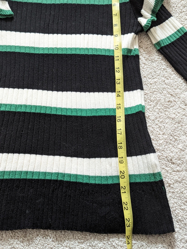 Who What Wear black white green sweater knit top XS 4