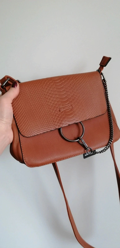 New Ashwood Leather Crossbody Bag - Vinted