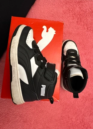 Puma rebound Joy AC PS white black tg. 29 sneakers alte, marke: Puma, zustand: Sehr gut, größe: 29, 19,00 €, 20,65 € inklusive Vinted-Käuferschutz
