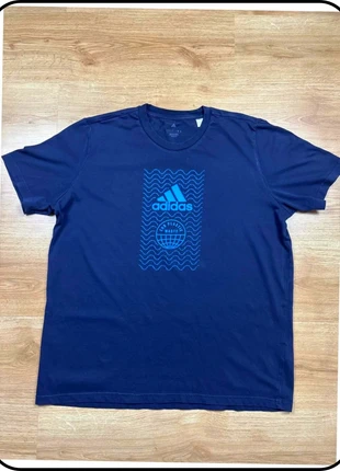 Tee shirt Adidas Aeroready - Taille L - Marine, marke: adidas, zustand: Sehr gut, größe: L, 6,00 €, 7,00 € inklusive Vinted-Käuferschutz