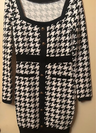 robe courte, merk: Shein, staat: Heel goed, maat: Overige, € 2,00, € 2,80 inclusief Kopersbescherming