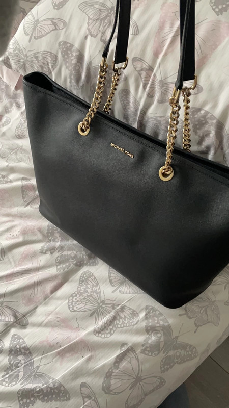 Michael kors purse clearance with gold chain handle