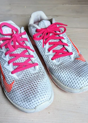 Zapatillas Nike Metcon6 (CrossFit) Regalo!: Calleras talla L, marca: Nike, estado: Muy bueno, tamaño: 39, 60,00 €, 63,70 € Protección al comprador incluida