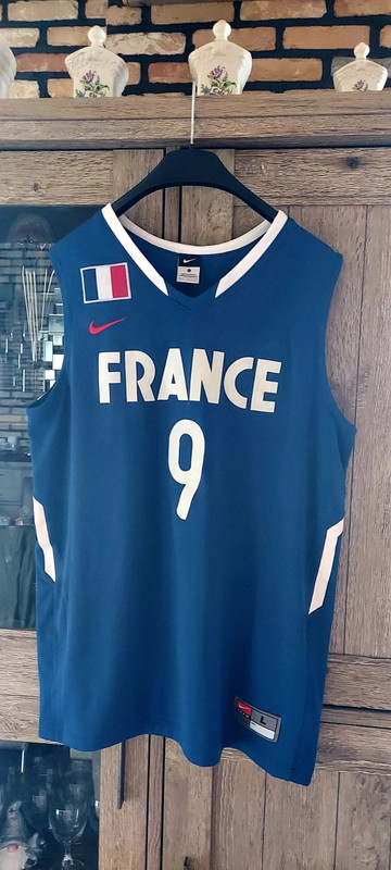 Maillot cheap tony parker