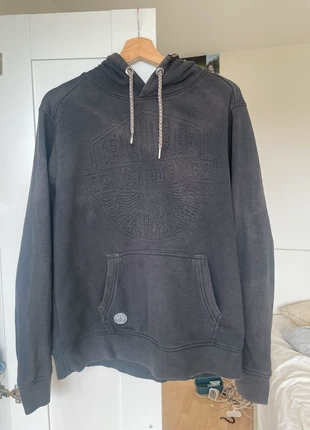 Pull Noir Legender’s S, marca: Legender's, estado: Bom, tamanho: S, €3.00, €3.85 inclui Proteção do Comprador