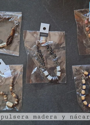 Pulseras madera y nácar, marque: Madera, état: Neuf avec étiquette, 5,00 €, 5,95 € Protection acheteurs incluse