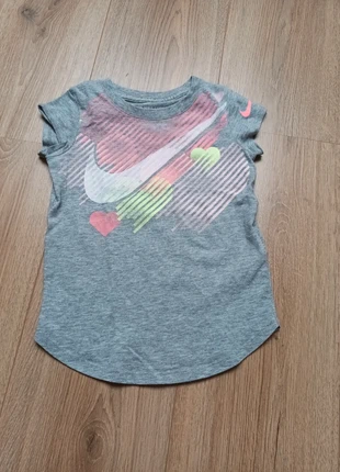 Sportief tshirt, brand: Nike, condizioni: Buone, taglia: 4 anni / 104 cm, €5.00, €5.95 include la Protezione acquisti