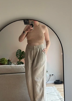 H&M Divided Knit Crop Top – Beige, merk: H&M Divided, staat: Heel goed, maat: S / 36 / 8, € 5,00, € 5,95 inclusief Kopersbescherming