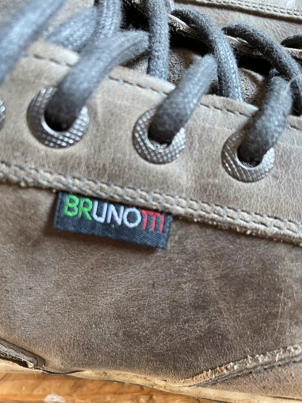 Brunotti schoenen half hoog maat 46