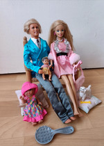 Barbie famille