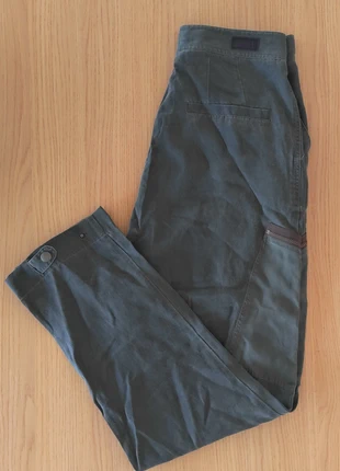 Pantalon vert foncé/kaki Diesel Taille 34/36, marque: Diesel, état: Neuf sans étiquette, taille: S / 36 / 8, 35,00 €, 37,45 € Protection acheteurs incluse