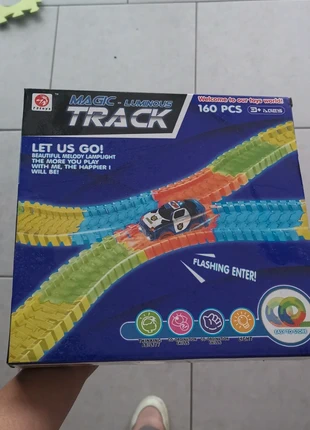 Circuit voiture, marque: TM Toys, état: Neuf sans étiquette, taille: 3 ans / 98 cm, 4,00 €, 4,90 € Protection acheteurs incluse