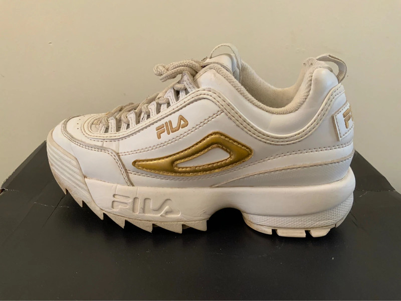 Girls white gold FILA Disruptor Trainers UK size 3 Vinted