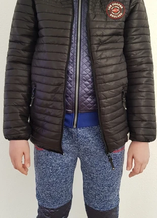 Doudoune mi-saison fine Lee Cooper garçon noir taille 8 ans fine, marke: Lee Cooper, zustand: Neu, mit Etikett, größe: 8 Jahre / 128, 22,90 €, 24,75 € inklusive Vinted-Käuferschutz