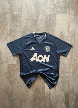 Maillot entraînement Manchester United 2016 bleu Adidas - taille M, marque: adidas, état: Neuf sans étiquette, taille: M, 15,00 €, 16,45 € Protection acheteurs incluse