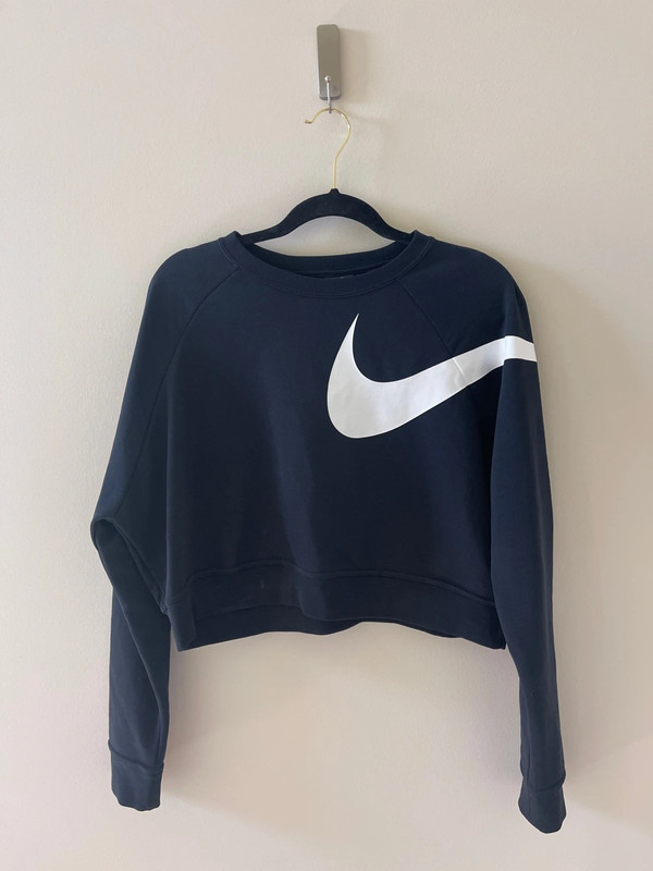 Nike swoosh cropped crewneck sweatshirt 1