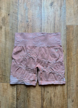 Short Gymshark - Femme - Taille M - Adapt Camo - Rose, brand: Gymshark, condition: Very good, size: M / 38 / 10, €20.00, €21.70 includes Buyer Protection