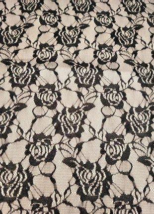 Tissu Milano dentelle, marque: TISSU, état: Très bon état, 10,00 €, 11,20 € Protection acheteurs (Pro) incluse