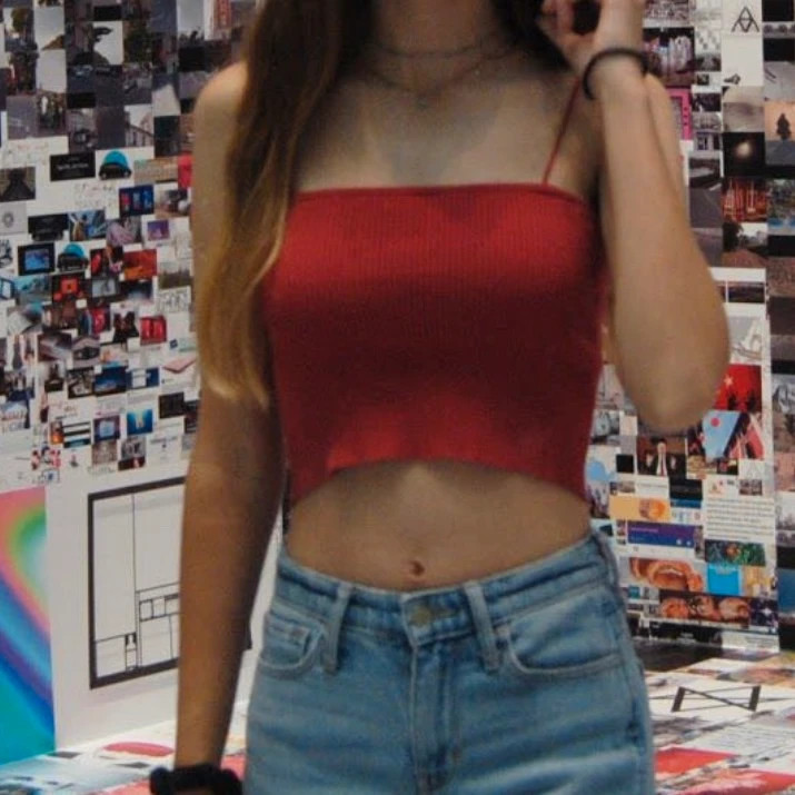 Red Cropped Tank Top 3