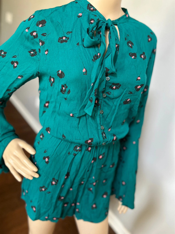 NWT BillaBong Teal Leopard Print Bell Sleeve Romper 3