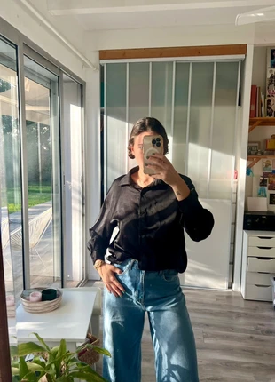 Chemise satinée noir style Zara femme S neuf, marque: Boutique indépendante, état: Neuf sans étiquette, taille: S / 36 / 8, 9,99 €, 11,19 € Protection acheteurs (Pro) incluse