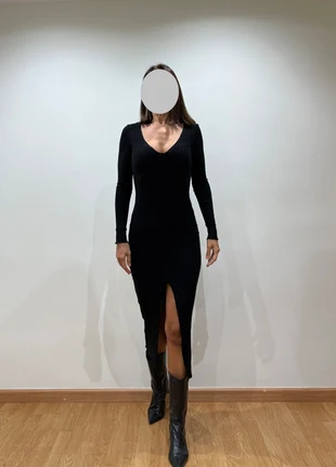 Vestido negro largo, marque: Zara, état: Neuf sans étiquette, taille: M / 38 / 10, 15,00 €, 16,45 € Protection acheteurs incluse