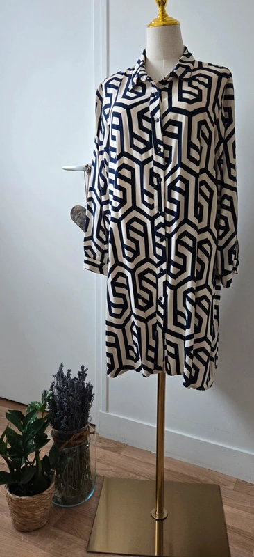 Robe/chemise Nougat boutique Parisienne - photo numéro 3