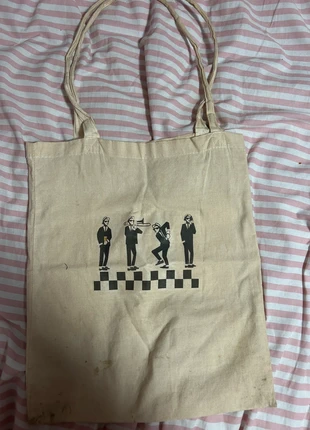 Medium size tote bag!, brand: NO LABEL, condition: Good, £1.00, £1.75 includes Buyer Protection