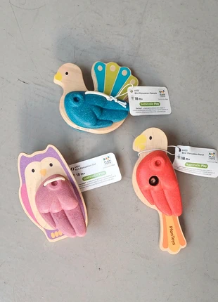 Percussion Musical Toy Set of 3 - Plan Toys, marca: Plan Toys, estado: Novo com etiquetas, tamanho: Tamanho único, €10.99, €12.24 inclui Proteção do Comprador