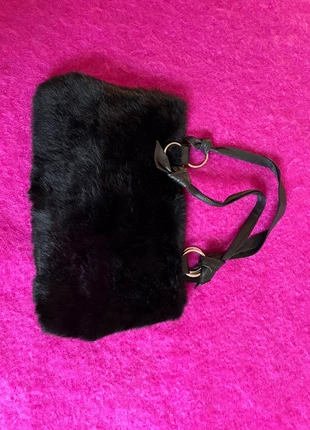 Sac en fourrure noire, brand: Miss June, condition: Very good, €12.00, €13.30 includes Buyer Protection