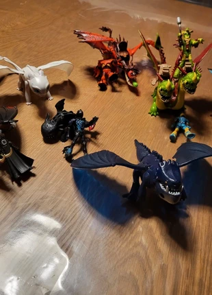 How to yrain your dragon., merk: Dragon, staat: Heel goed, maat: 6 jaar / 116 cm, € 25,00, € 26,95 inclusief Kopersbescherming