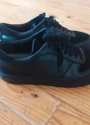 Baskets Belledone, marque: Belledonne, état: Bon état, taille: 37, 12,00 €, 13,30 € Protection acheteurs incluse