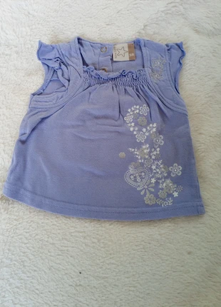 Maat 56 baby t-shirt New Born, marque: New Born, état: Très bon état, taille: 1-3 mois / 56 cm, 1,00 €, 1,75 € Protection acheteurs incluse