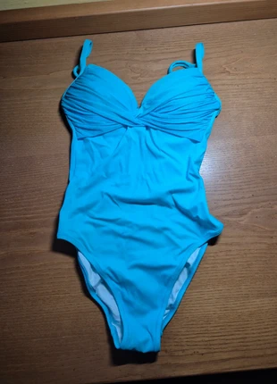 Structured turquoise one-piece swimsuit with drape, marke: Roidal, zustand: Sehr gut, größe: L / 40 / 12, 18,00 €, 19,60 € inklusive Vinted-Käuferschutz