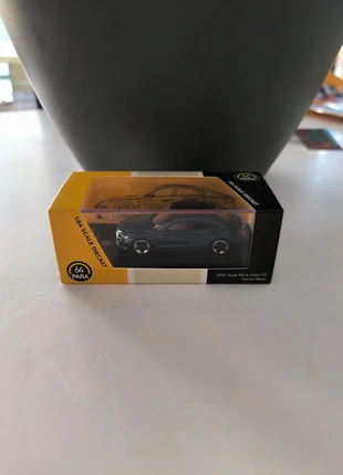 Para64 2021 Audi RS e-tron GT, marke: para64, zustand: Neu, größe: 14 Jahre / 164, 15,00 €, 16,45 € inklusive Vinted-Käuferschutz