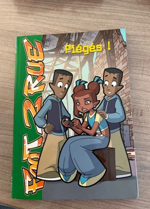 Livre foot 2rue, zustand: Sehr gut, 2,00 €, 2,80 € inklusive Vinted-Käuferschutz