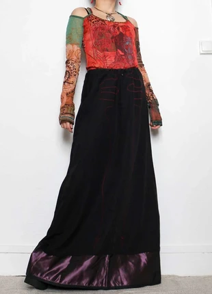 Black maxi skirt | Jupe longue avec bordure violet, marque: Vintage, état: Très bon état, taille: S / 36 / 8, 24,00 €, 25,90 € Protection acheteurs (Pro) incluse