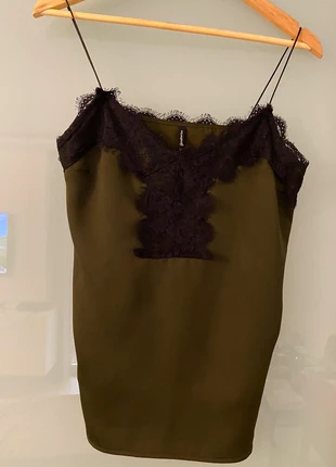 Top lencero Stradivarius negro y verde de satén , marque: Stradivarius, état: Neuf sans étiquette, taille: M / 38 / 10, 14,95 €, 16,40 € Protection acheteurs incluse