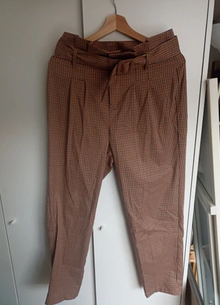 Cropp trousers 40, marca: CROPP, estado: Muito bom, tamanho: L / 40 / 12, €3.50, €4.38 inclui Proteção do Comprador