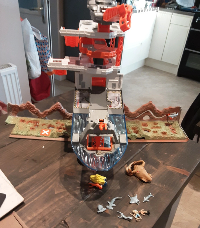 Matchbox mega rig Deep sea explorer | Vinted