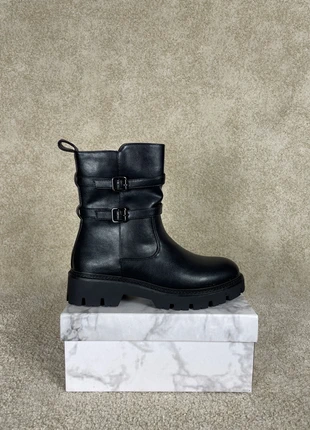 Black Leather Buckle Combat Ankle Boots Chunky Platform Biker, marke: Stivali, zustand: Neu, mit Etikett, größe: 38, 19,00 €, 20,65 € inklusive Vinted-Käuferschutz
