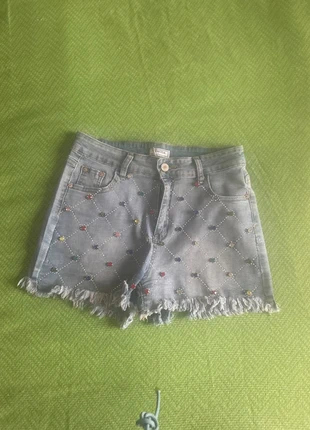 Pantaloncino jeans con strass size XS, marque: Vintage Dressing, état: Très bon état, taille: XS / 34 / 6, 8,00 €, 9,10 € Protection acheteurs incluse