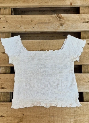 Top blanco con mangas de Bershka, marca: Bershka, estado: Muy bueno, tamaño: XS / 34 / 6, 3,00 €, 3,85 € Protección al comprador incluida