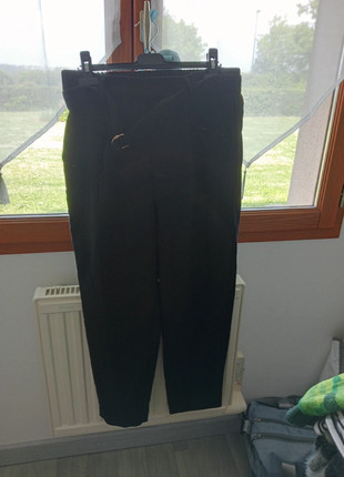 Pantalon noir taille 40 