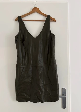 Robe chasuble en similicuir vert, marca: Kiabi, estado: Muito bom, tamanho: M / 38 / 10, €2.00, €2.80 inclui Proteção do Comprador