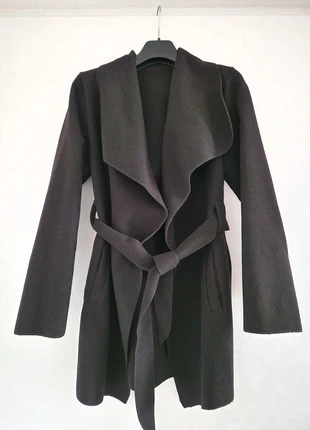 Zwarte nette jas, état: Très bon état, taille: S / 36 / 8, 14,00 €, 15,40 € Protection acheteurs incluse