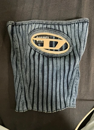 Diesel Plaque Top, marke: Diesel, zustand: Sehr gut, größe: XS / 34 / 6, 140,00 €, 147,70 € inklusive Vinted-Käuferschutz