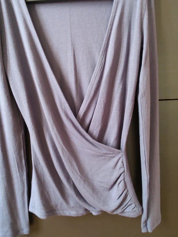 Haut pyjama cache coeur Taille XS🤍 - photo numéro 2