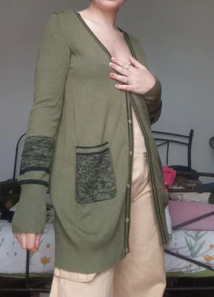 Long cardigan Kaki, marque: Broadcast, état: Très bon état, taille: M / 38 / 10, 5,00 €, 5,95 € Protection acheteurs incluse