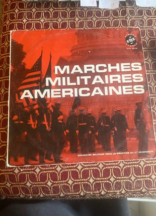 Vinyle marchés militaire américaines, condition: Good, €2.00, €2.80 includes Buyer Protection